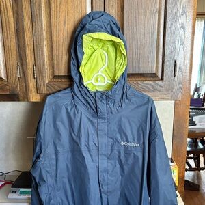 Columbia XL Rain Coat Blue Jacket with Bright Green Hood